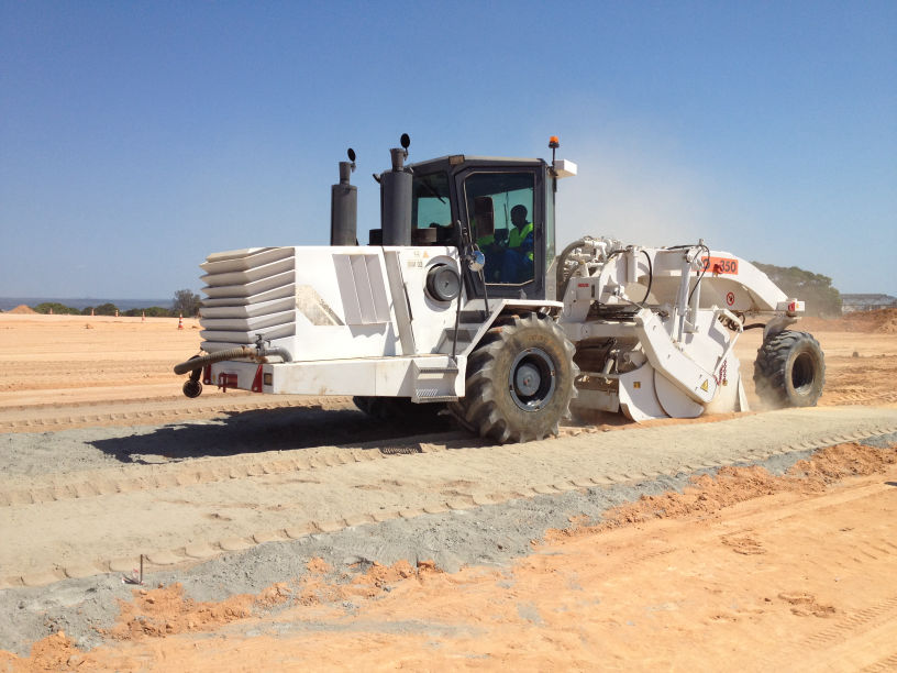 execuosolocimentopatioaeronaves6 816x612