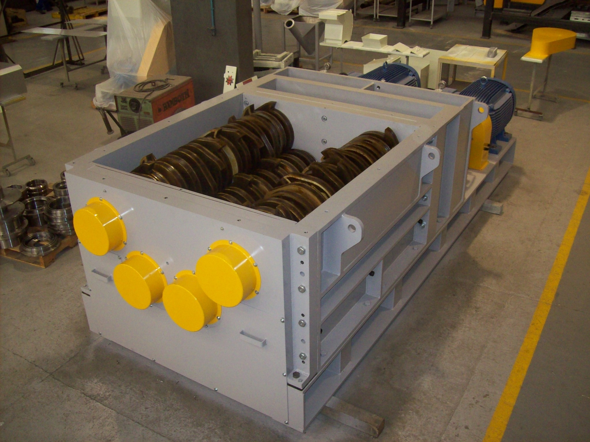 maquina reciclar pneus 02